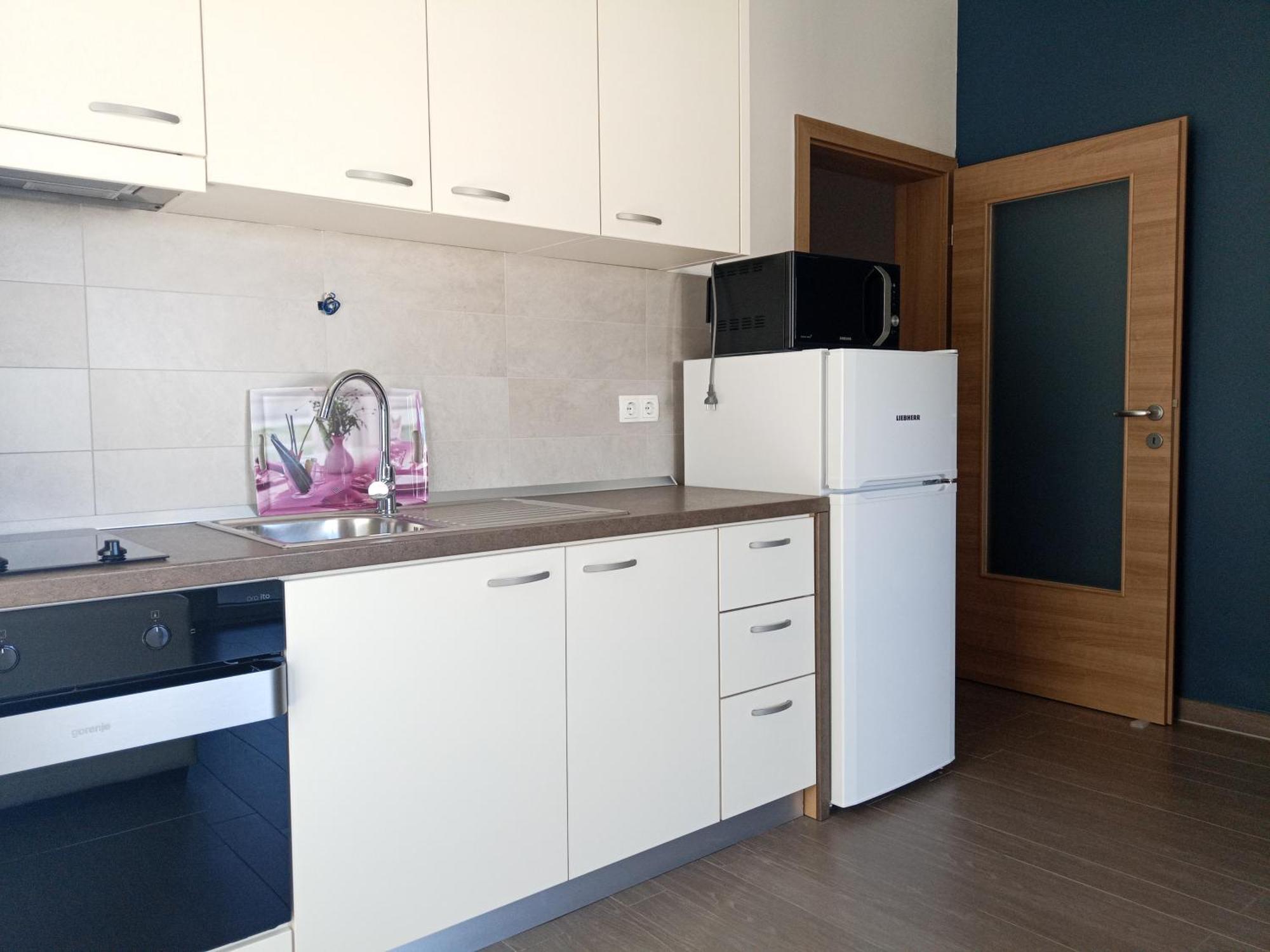 Villa Luce Apartment House Karlobag Exteriör bild