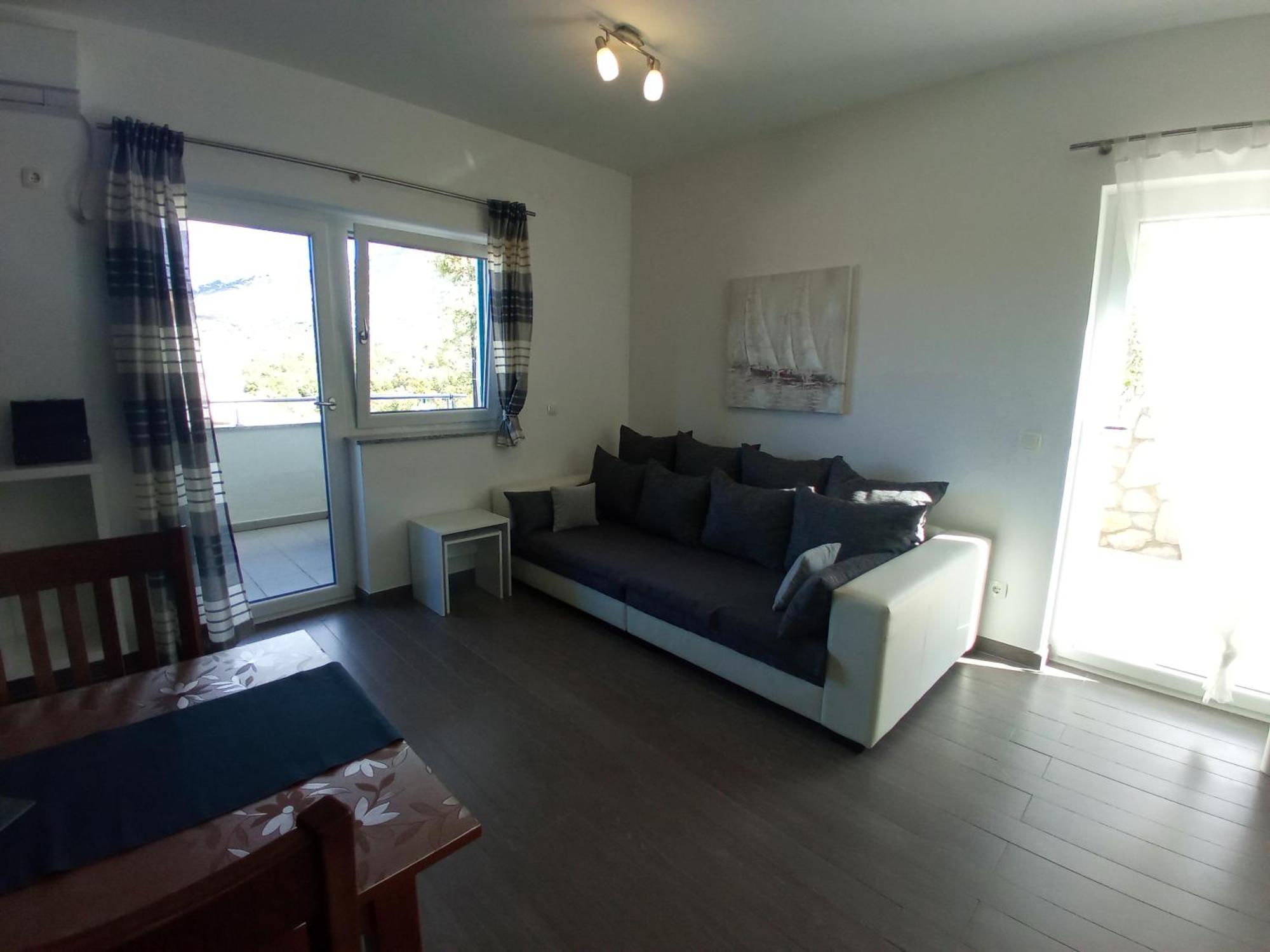 Villa Luce Apartment House Karlobag Exteriör bild