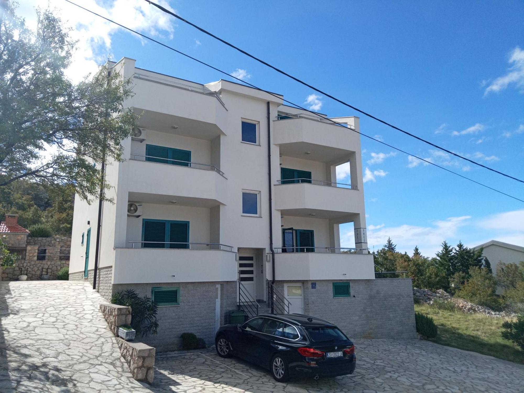 Villa Luce Apartment House Karlobag Exteriör bild