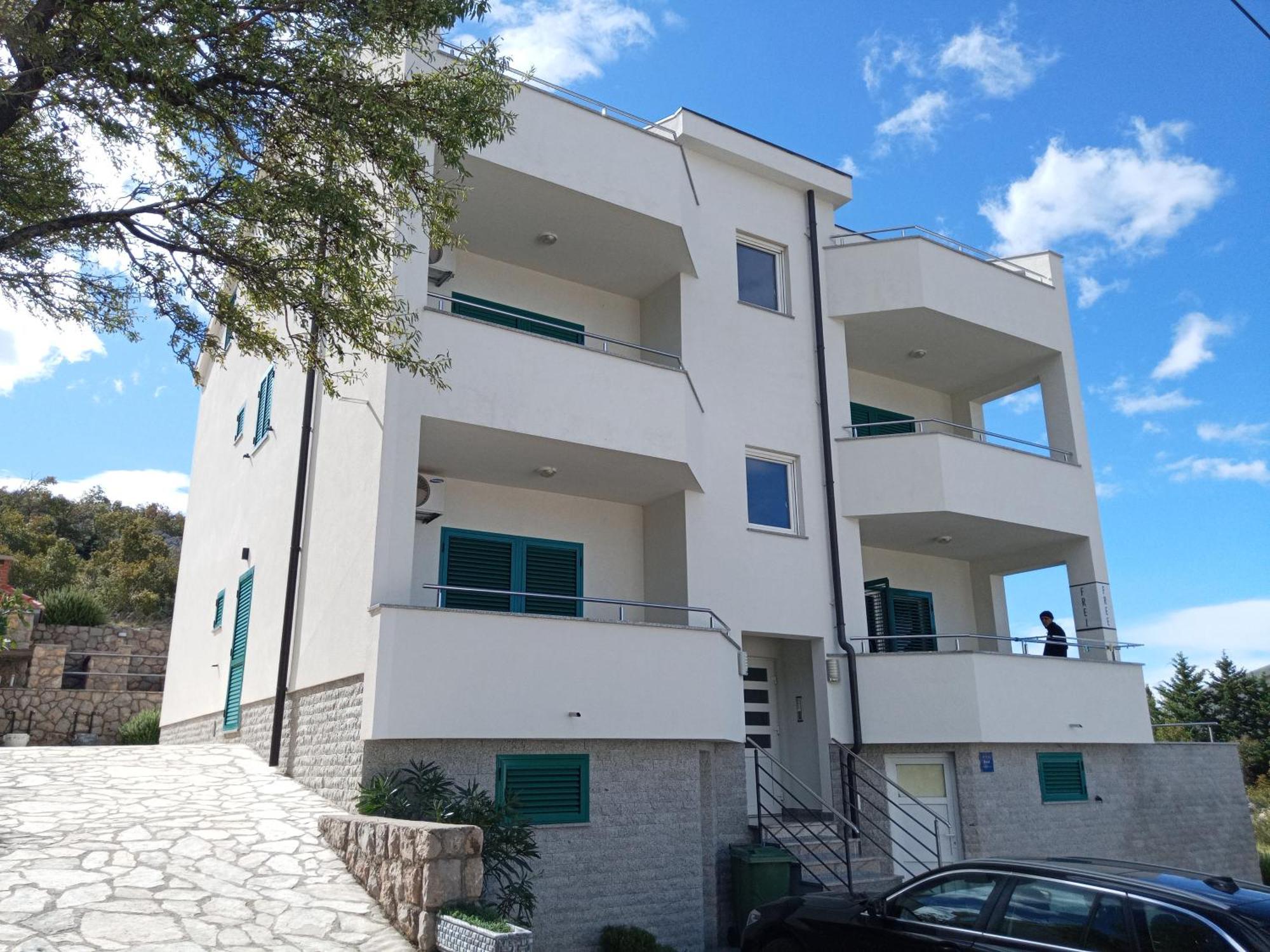 Villa Luce Apartment House Karlobag Exteriör bild